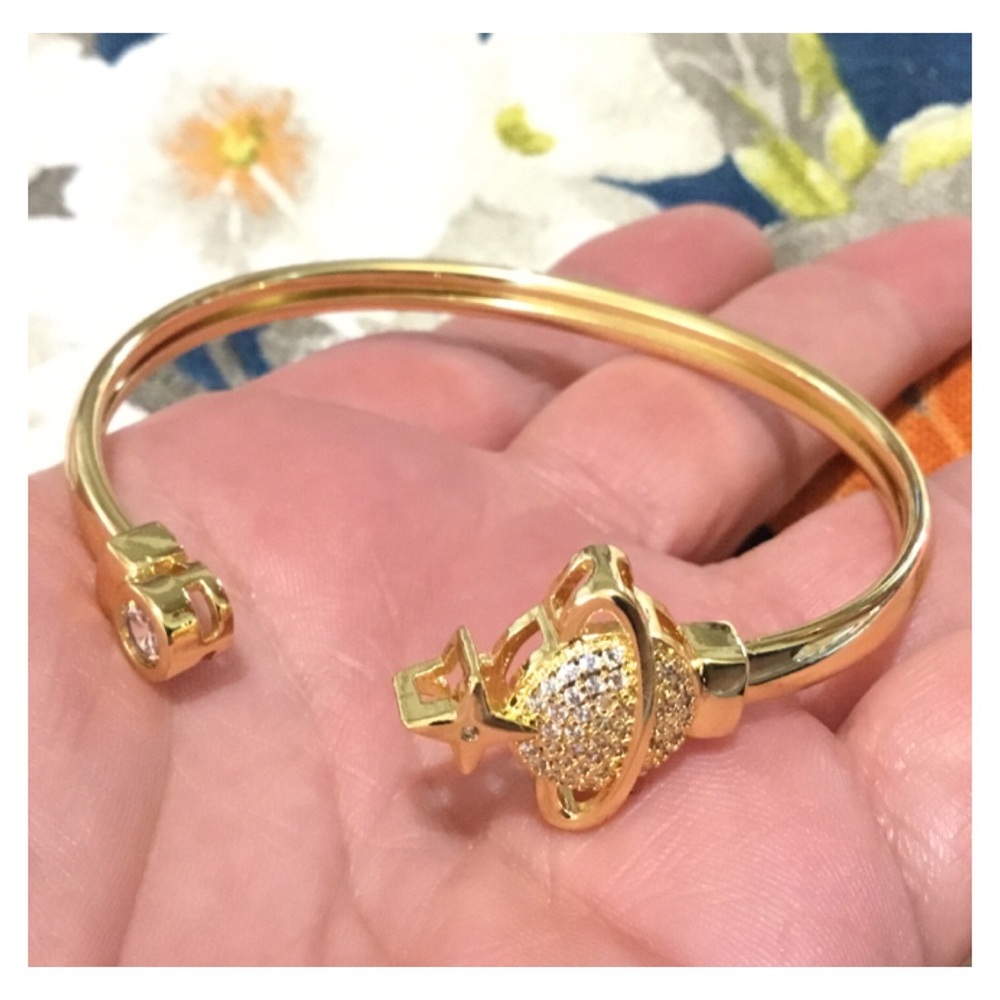 New! Shiny Gold Rhinestone Bracelet - Picture 4 of 11